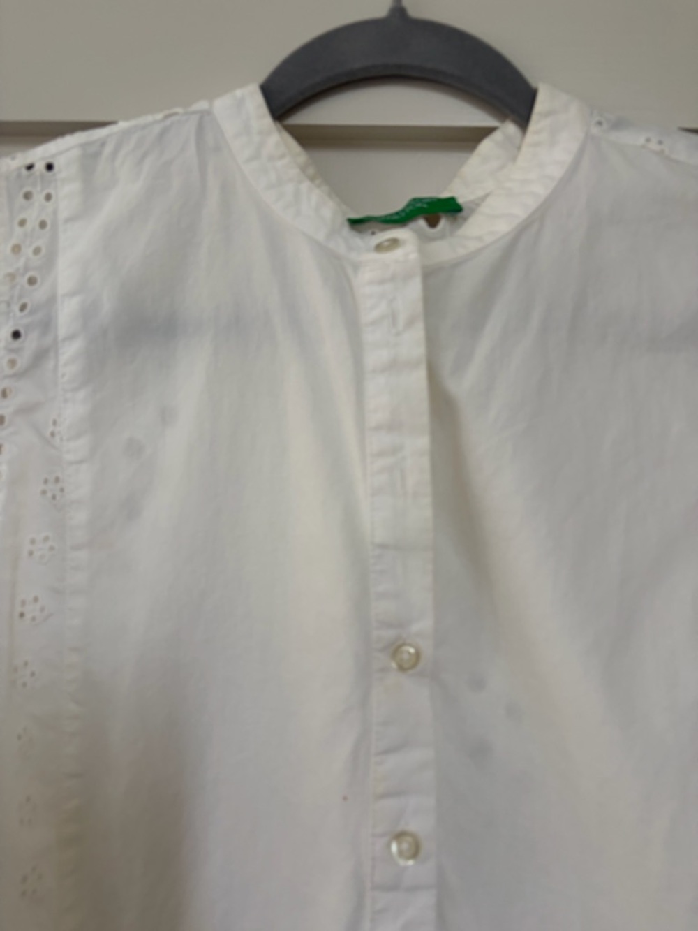 United Colors Of Benetton White Sleeveless Eyelet Cotton Camisole - Picture 3 of 8